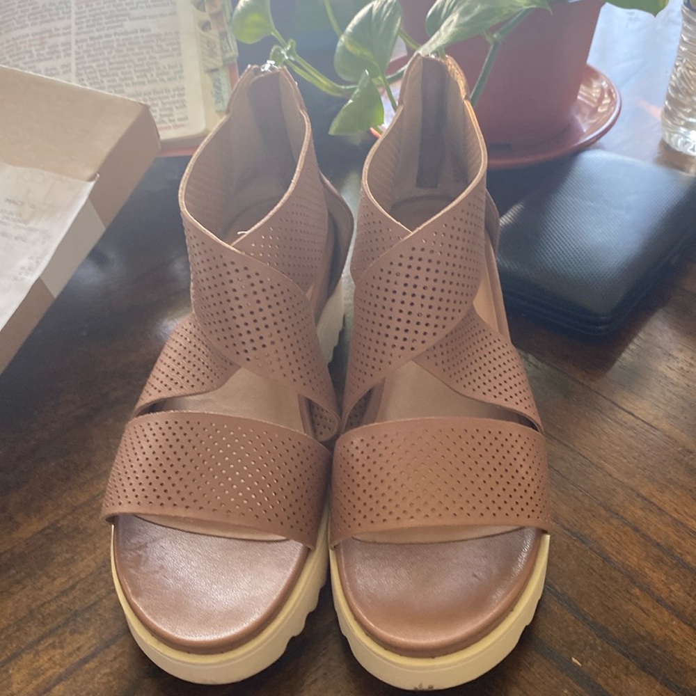 Klein treaded wedge sandals